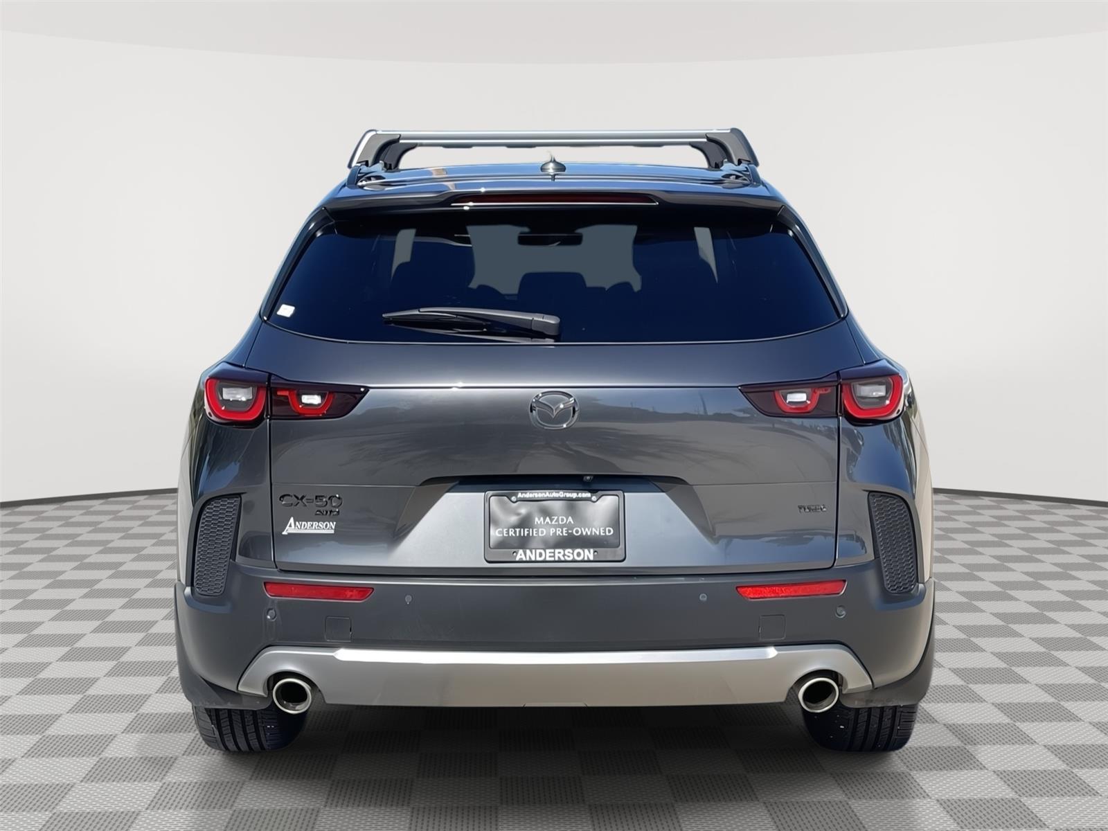 Vehicle photo 8