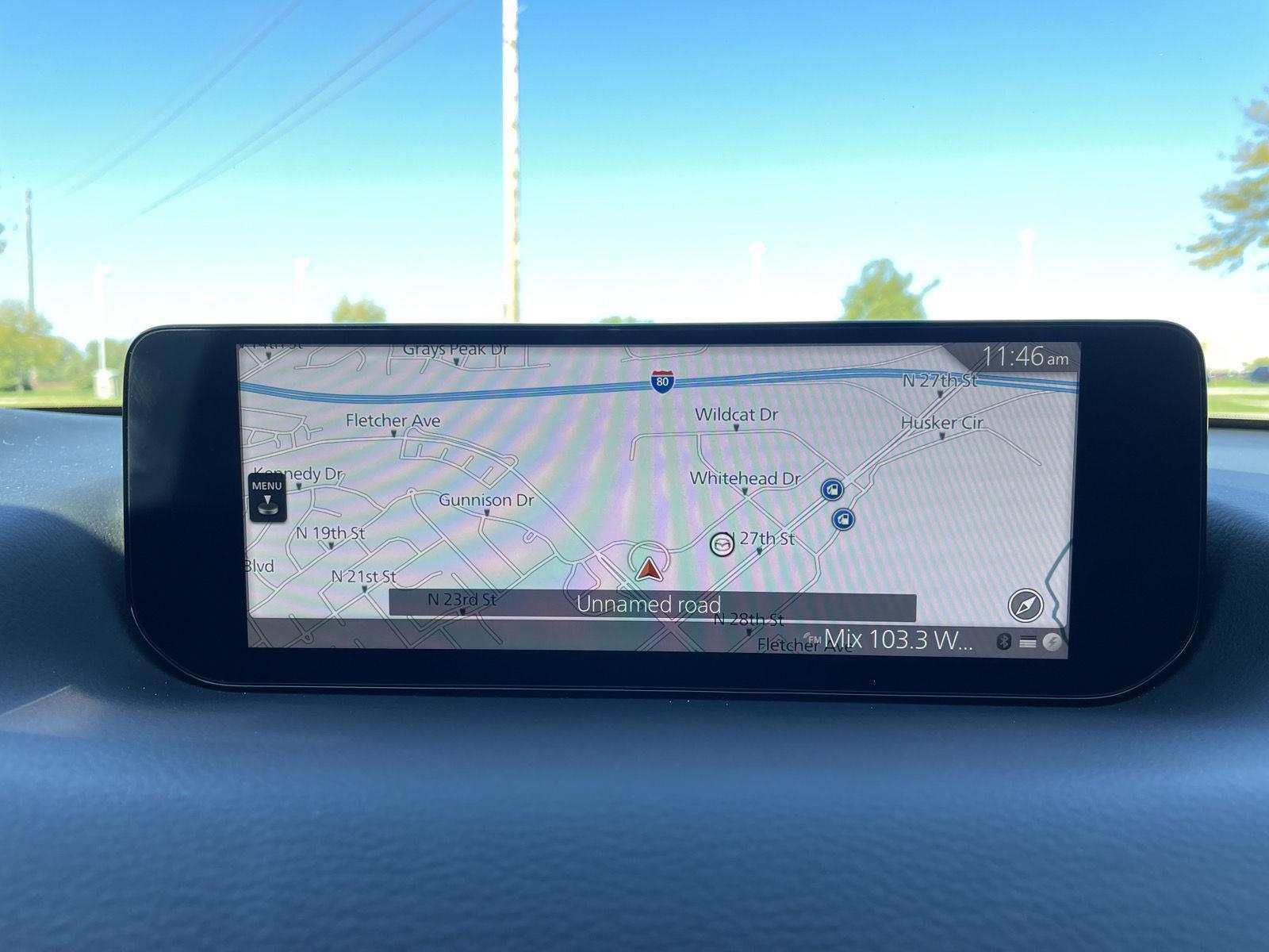 Vehicle photo 27