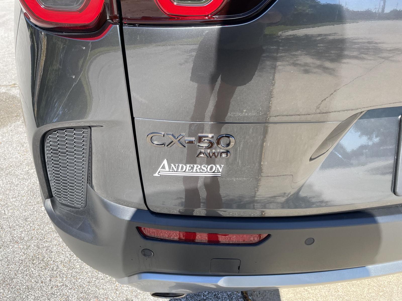 Vehicle photo 41