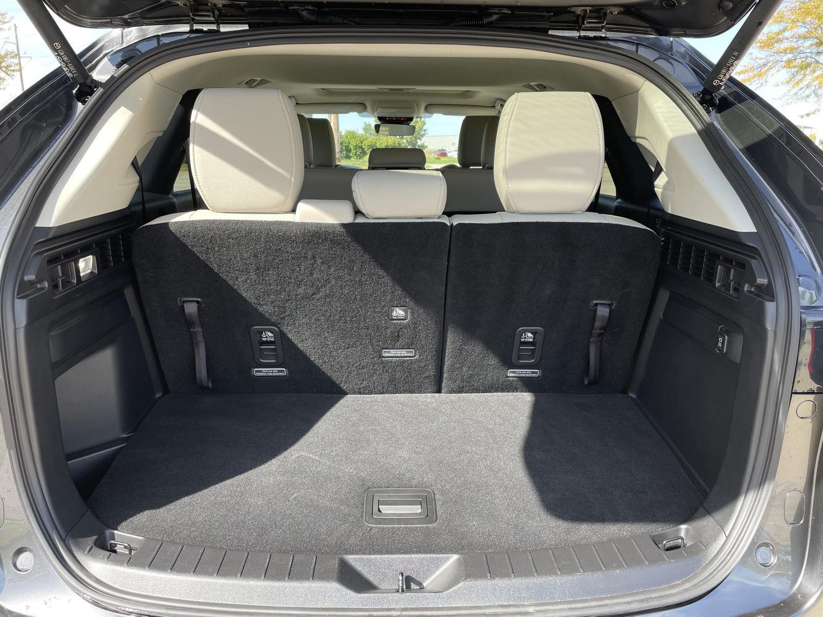 Vehicle photo 37