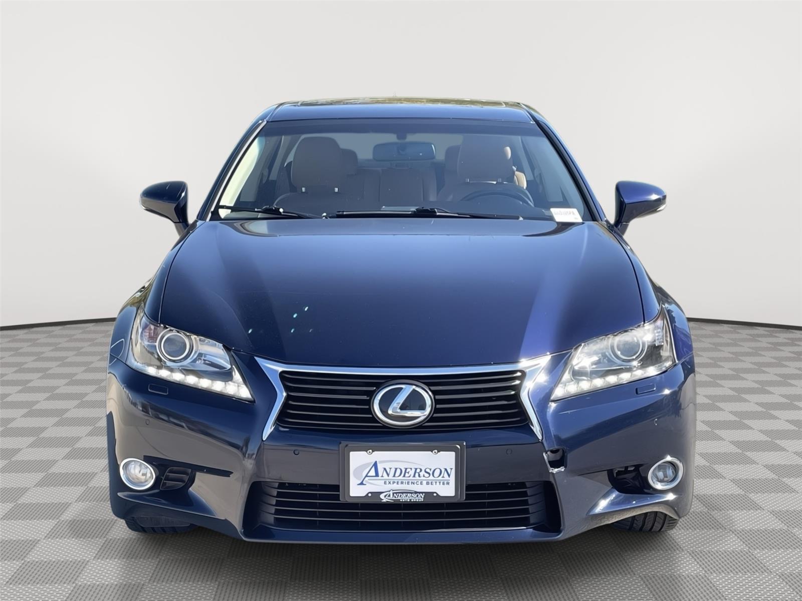Vehicle photo 4
