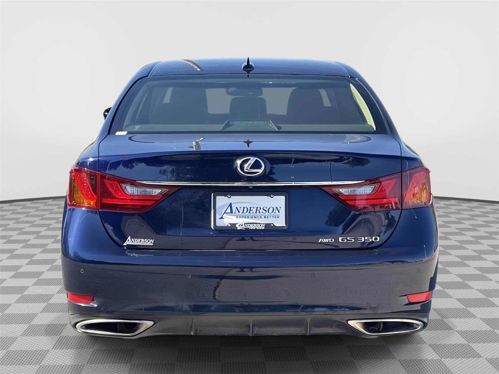 Vehicle photo 8