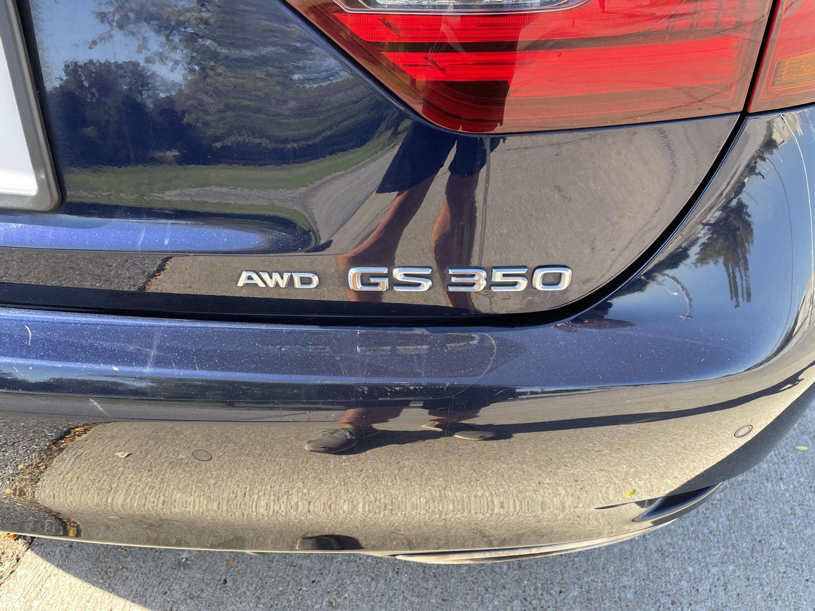 Vehicle photo 33