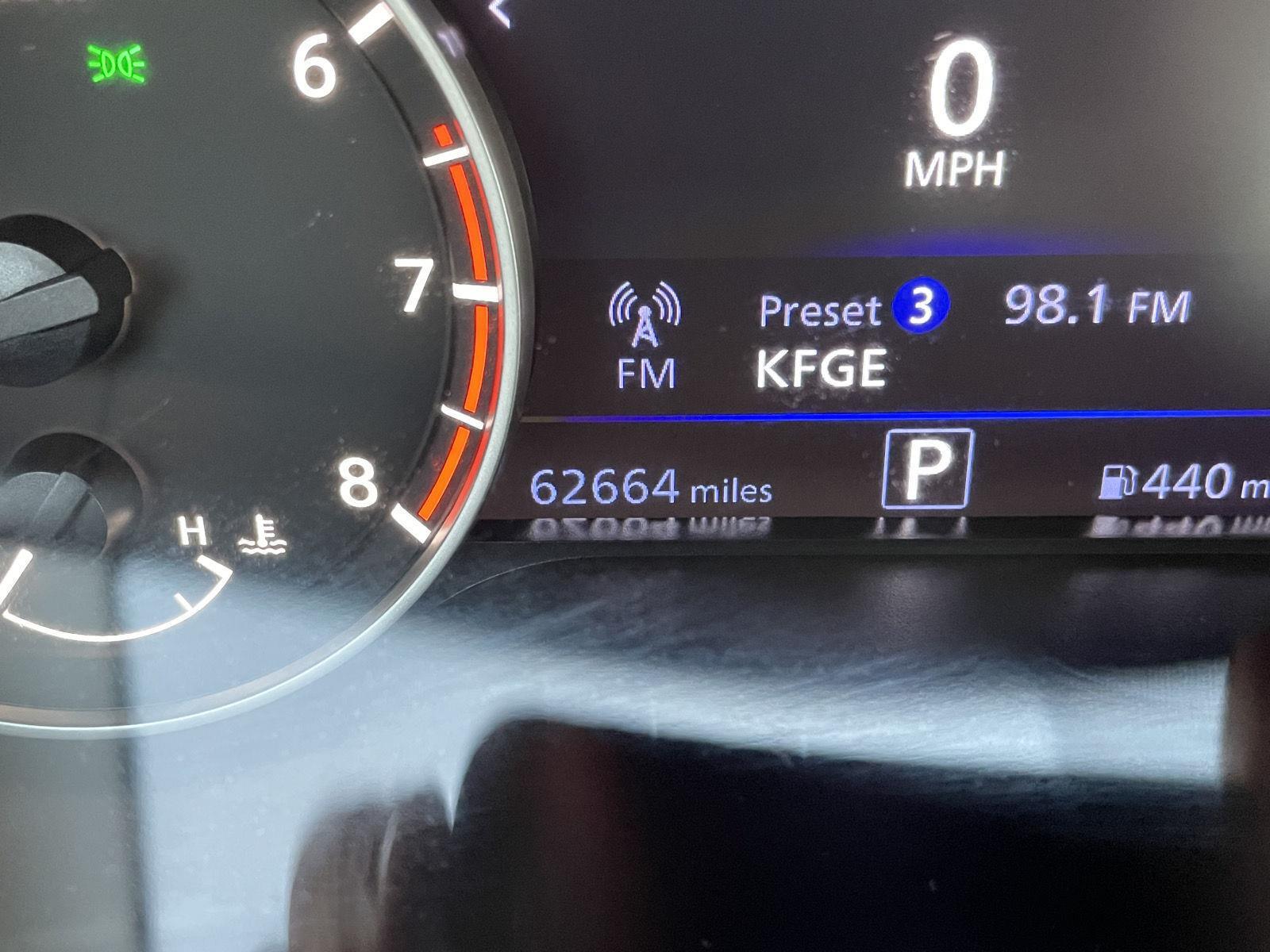 Vehicle photo 3