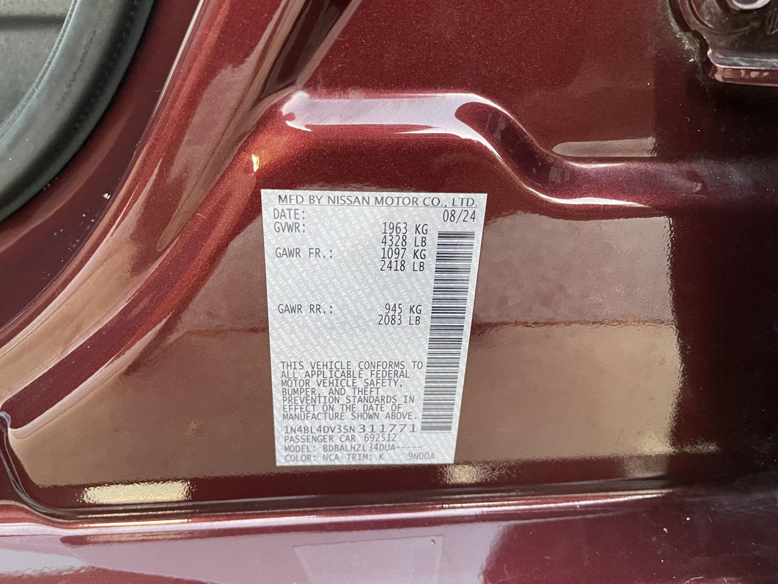 Vehicle photo 28