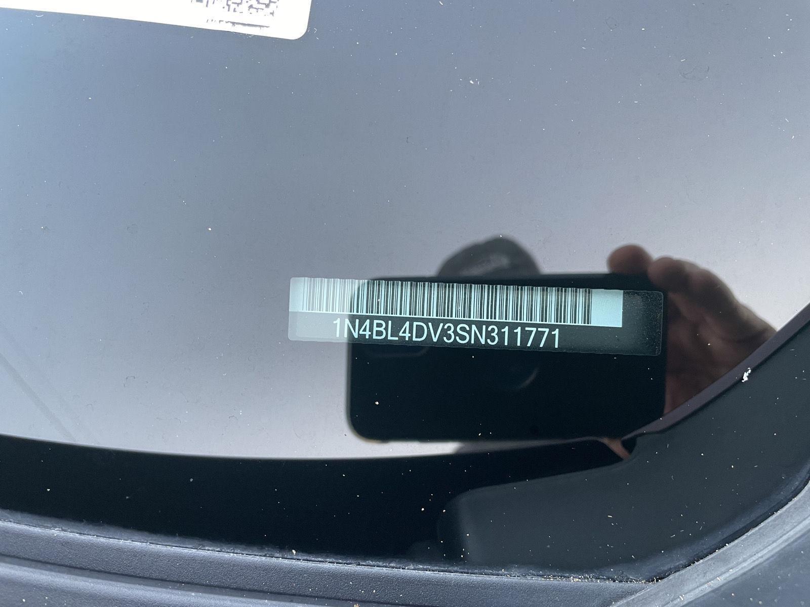 Vehicle photo 29