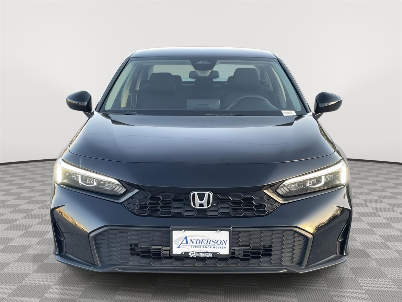 Vehicle photo 4