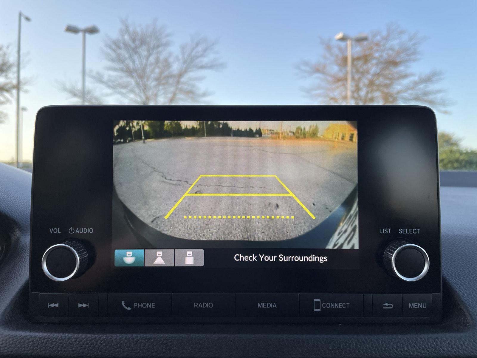 Vehicle photo 20
