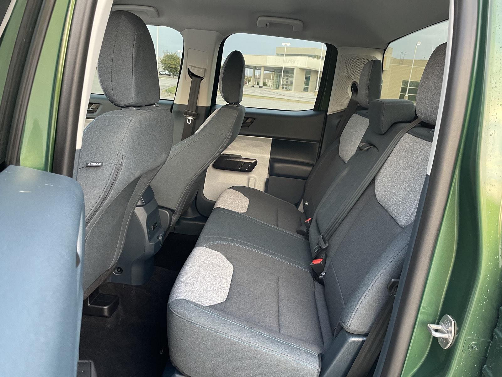 Vehicle photo 20