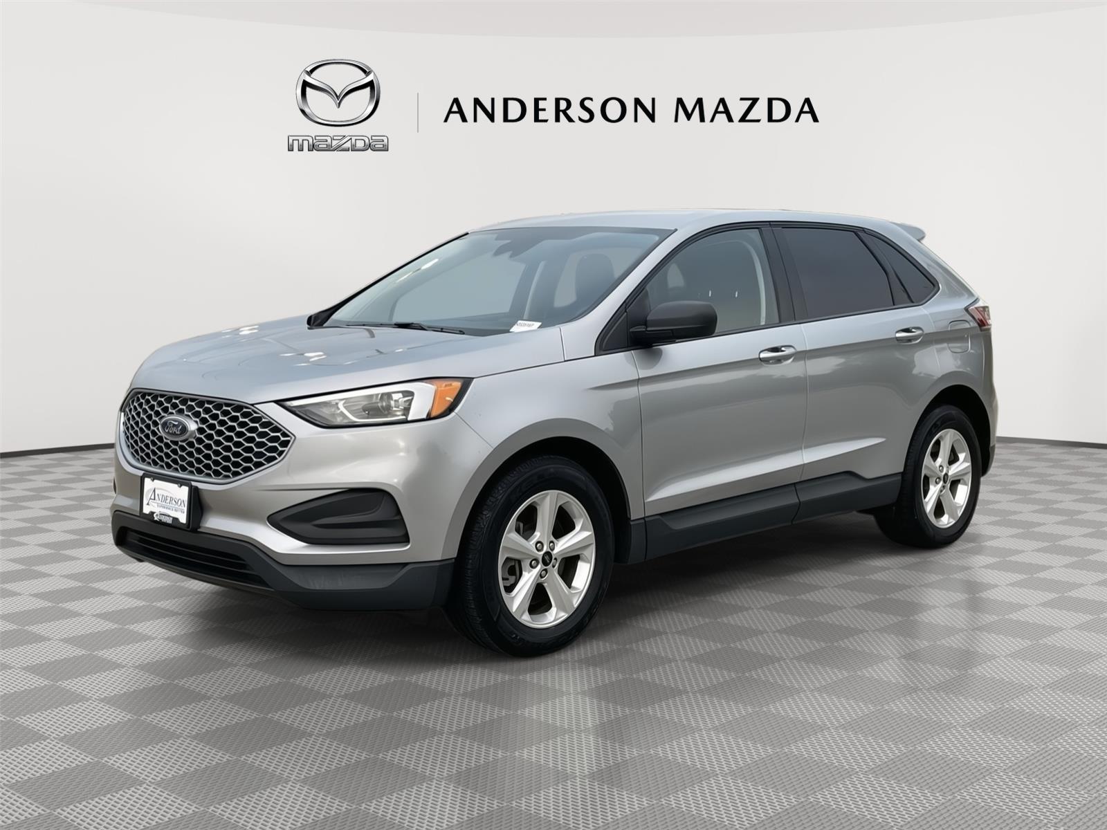 Vehicle photo 1