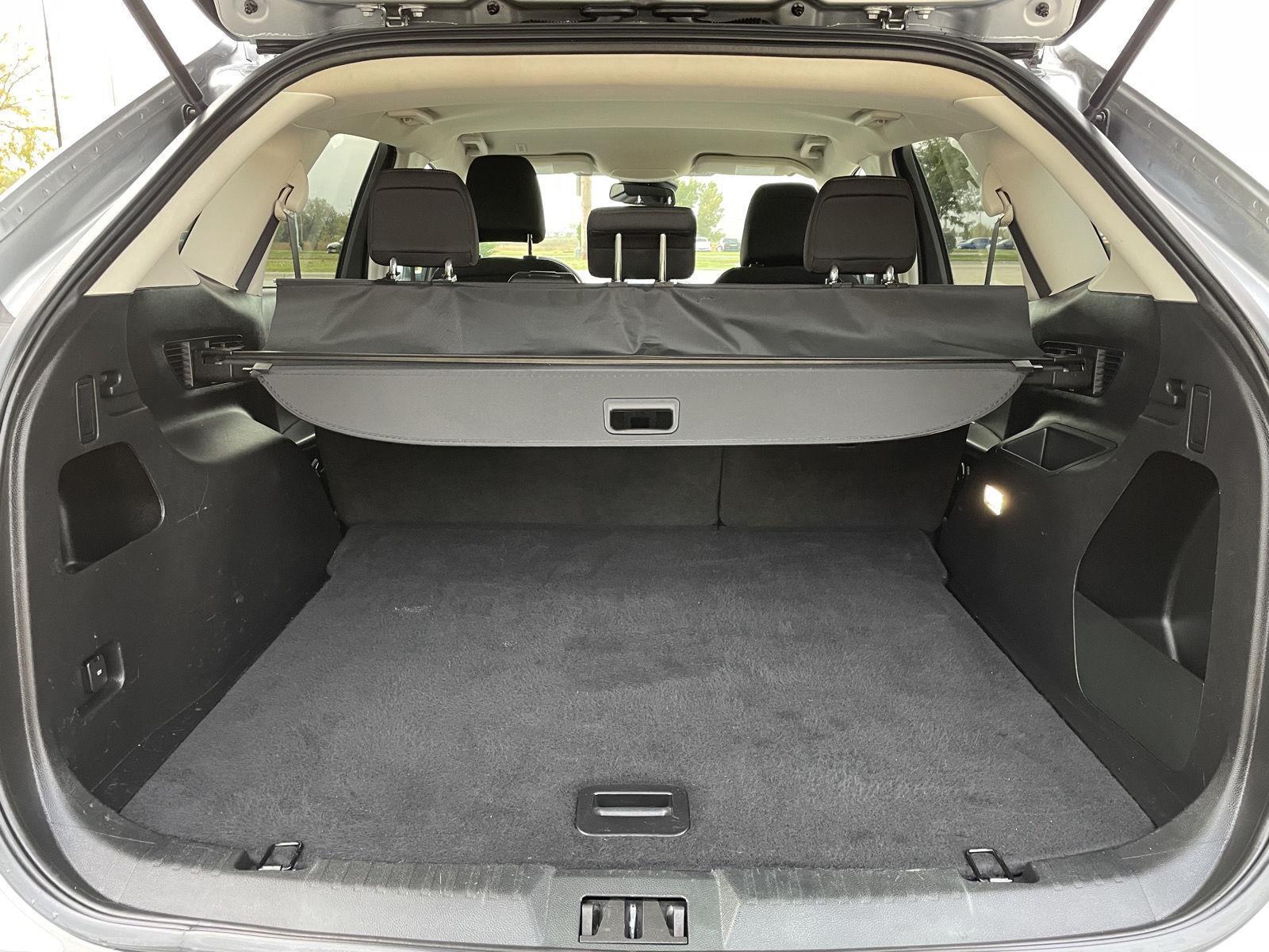 Vehicle photo 31