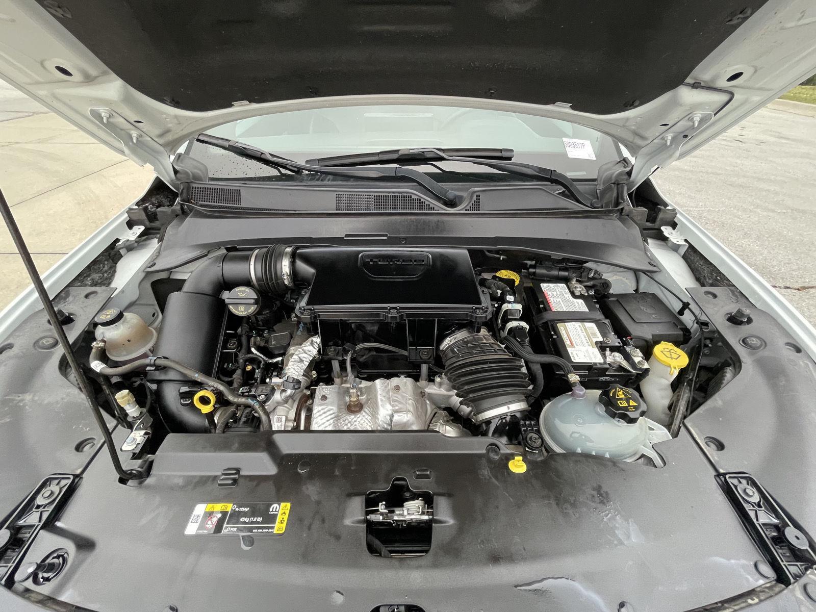 Vehicle photo 32