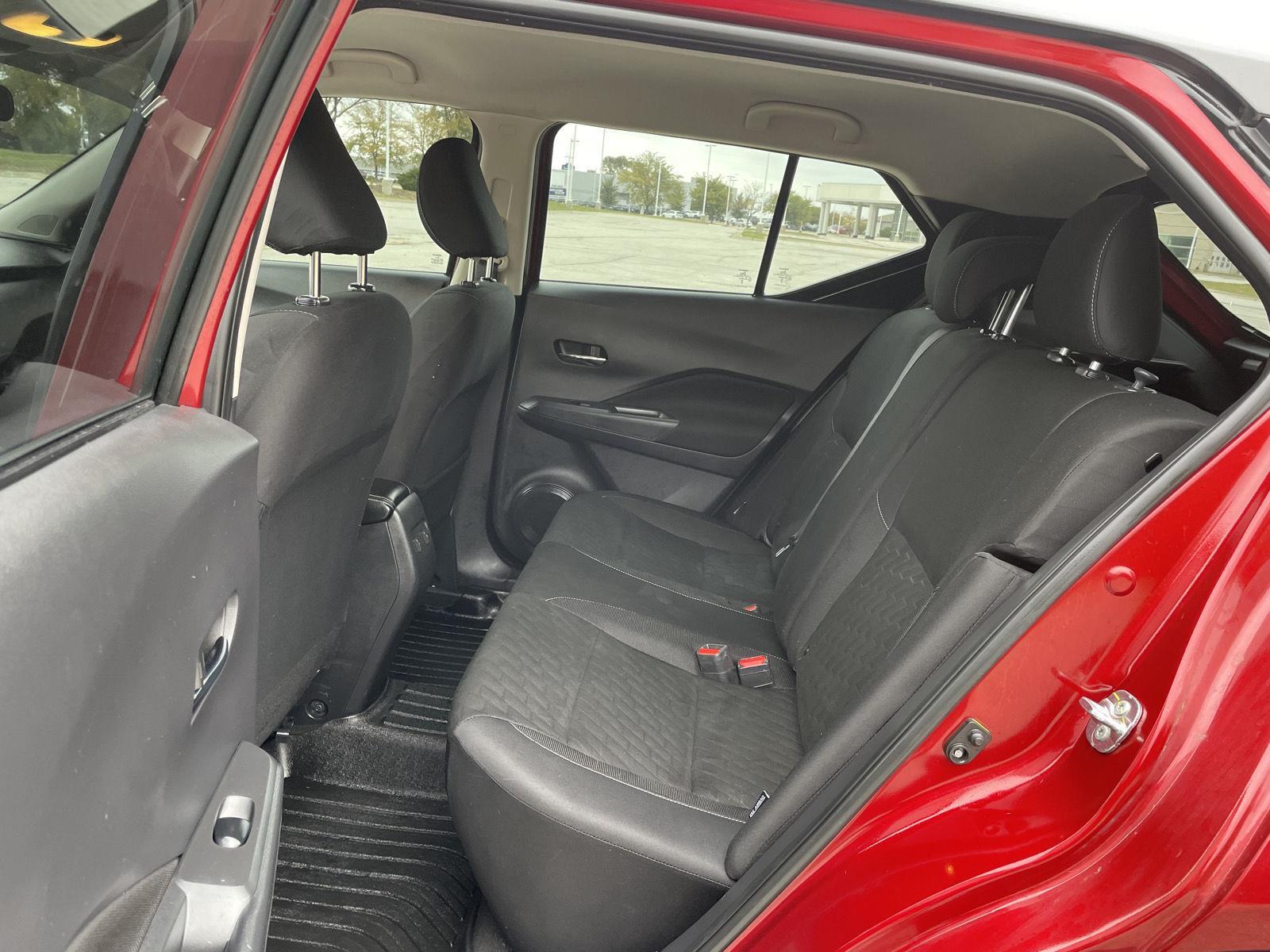 Vehicle photo 20