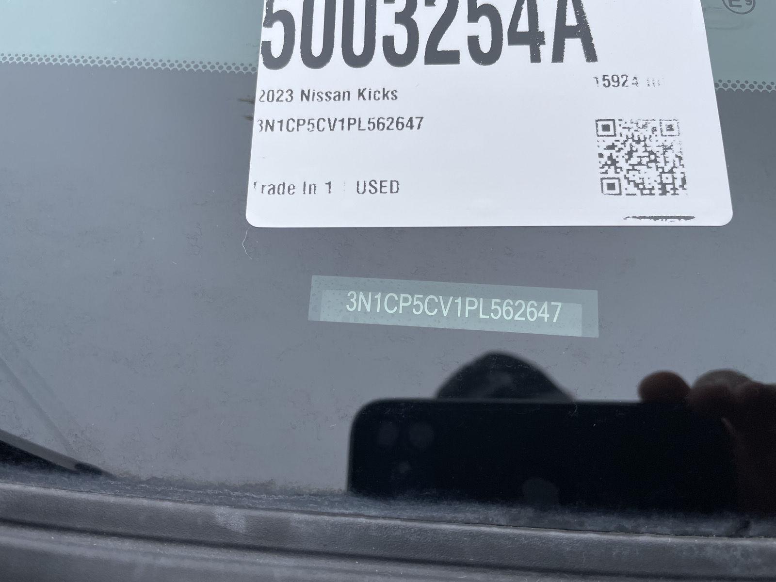 Vehicle photo 32