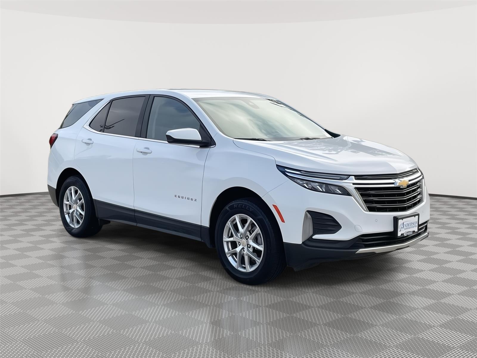 Vehicle photo 5