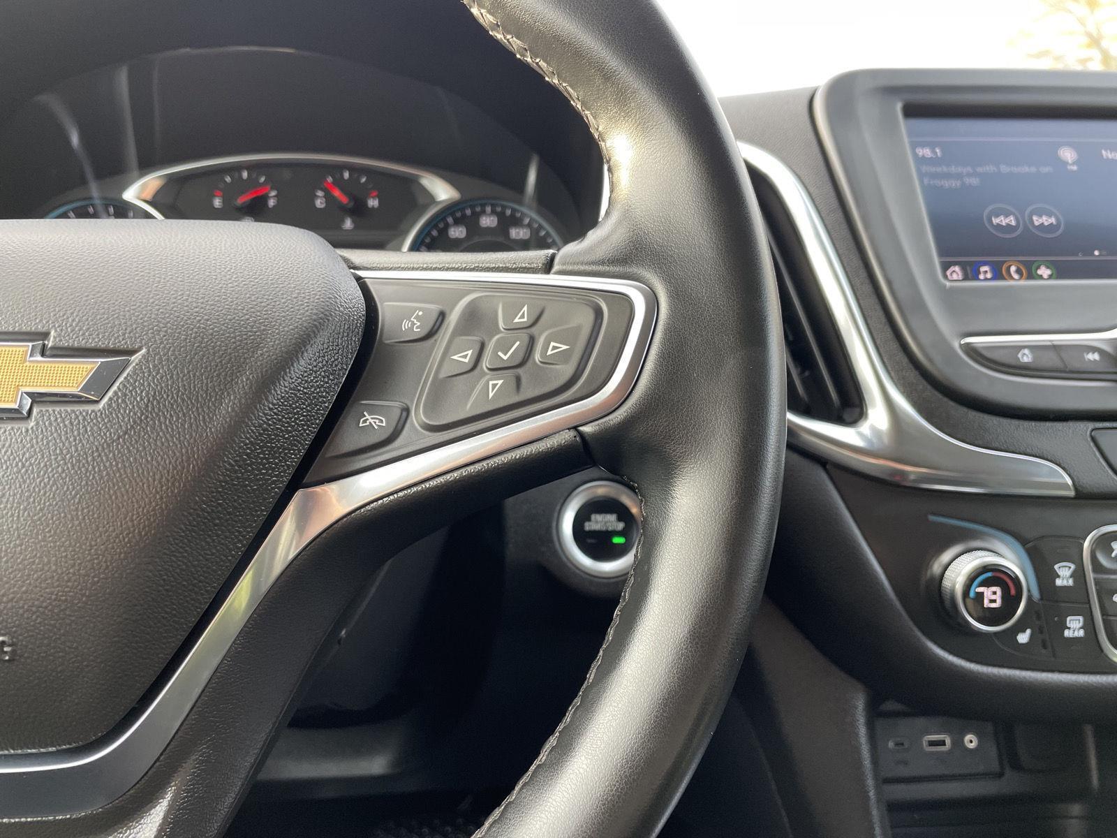 Vehicle photo 14