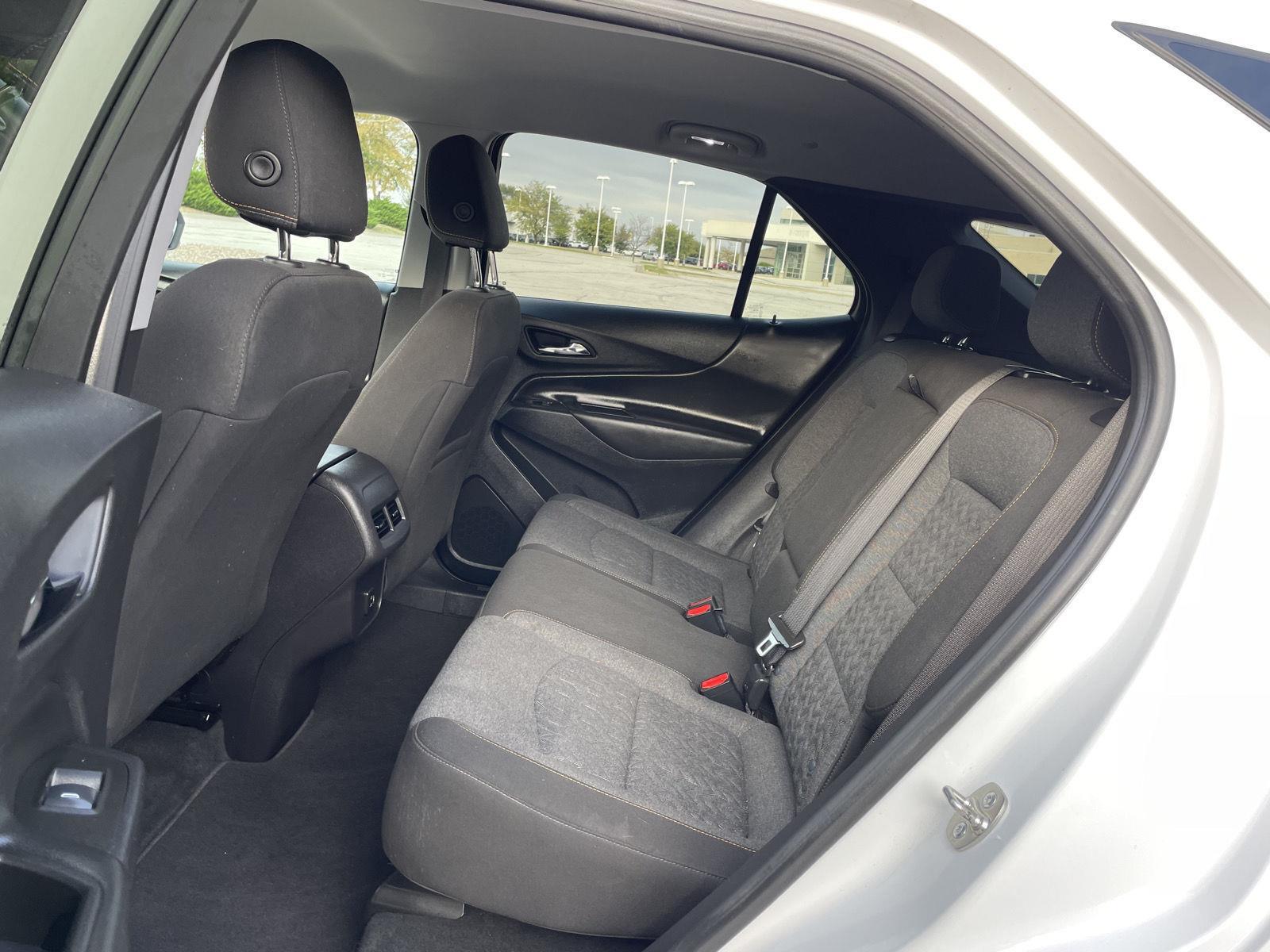 Vehicle photo 20