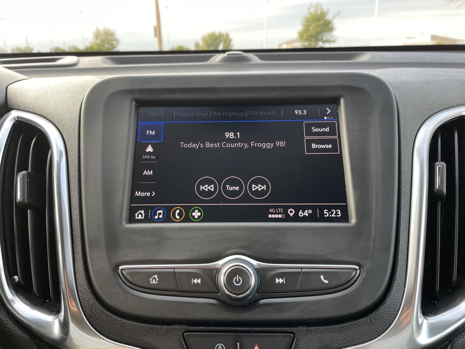 Vehicle photo 25