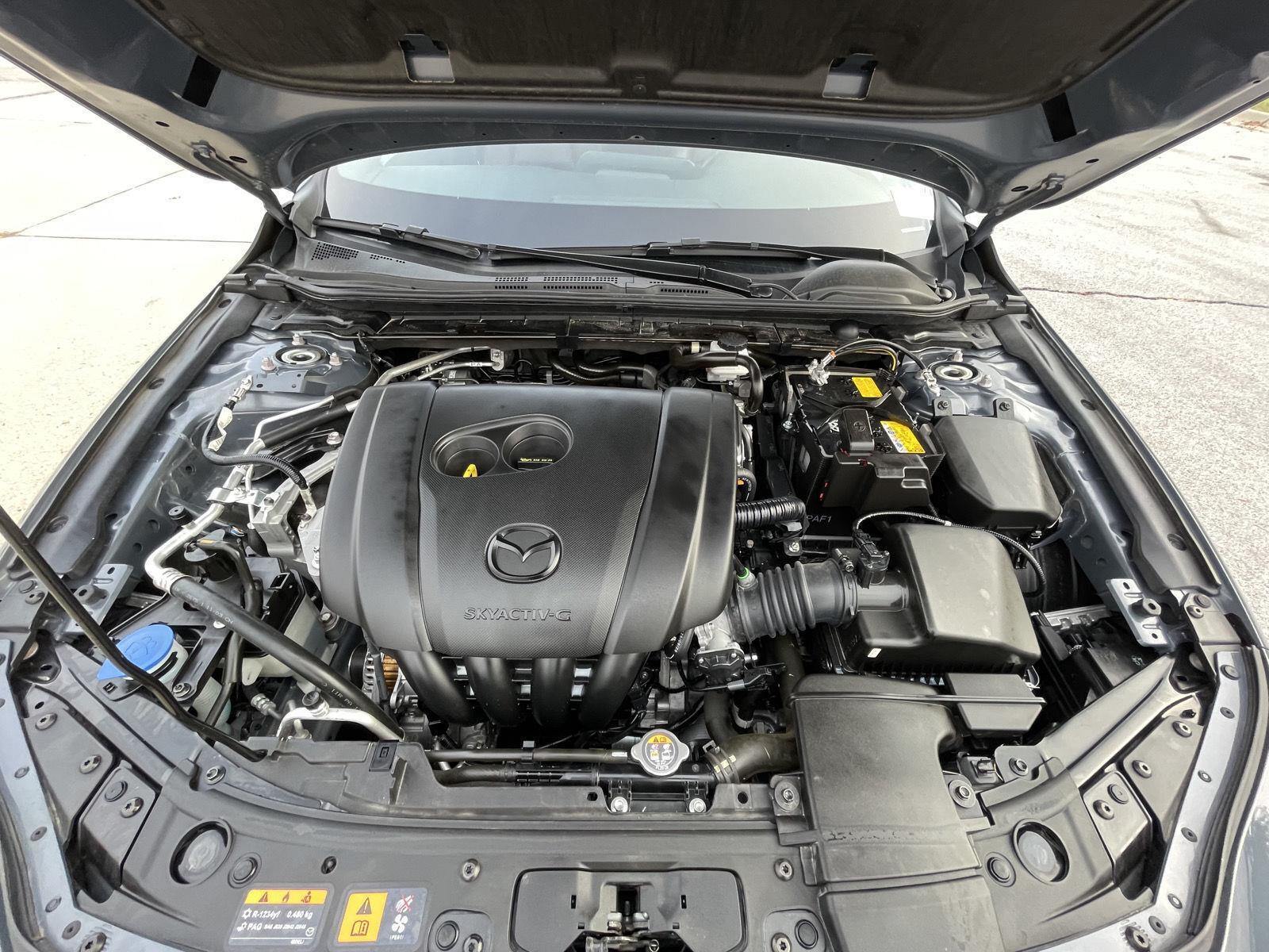 Vehicle photo 31