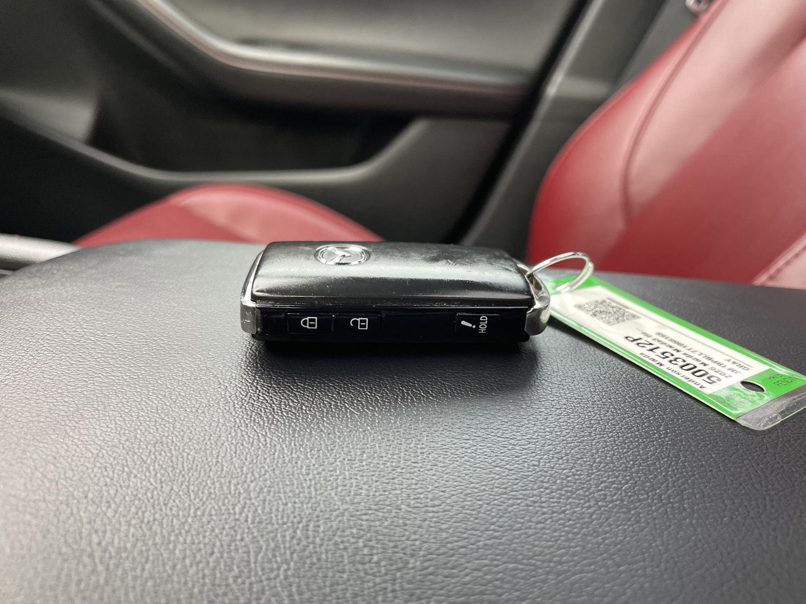 Vehicle photo 34