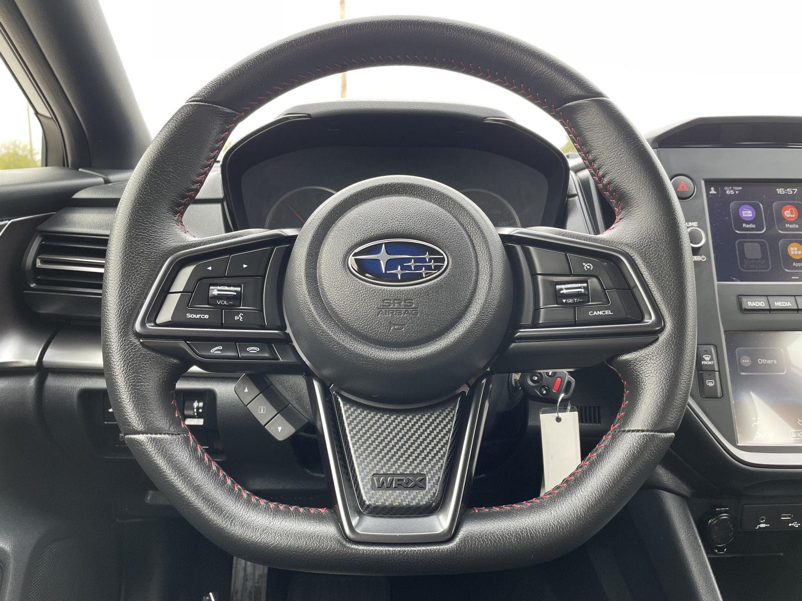 Vehicle photo 11