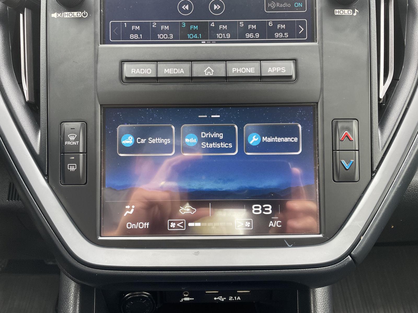 Vehicle photo 24
