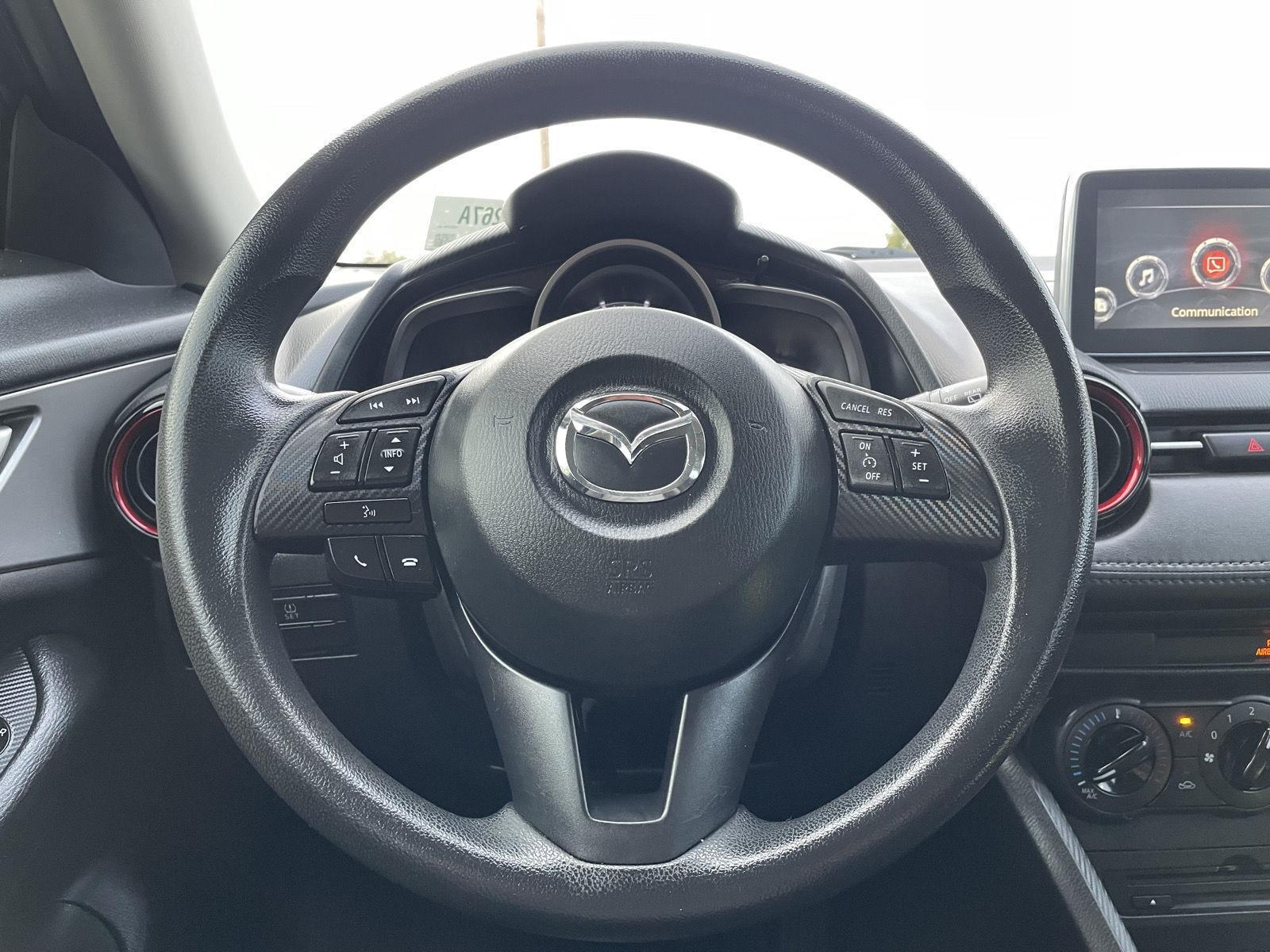 Vehicle photo 12