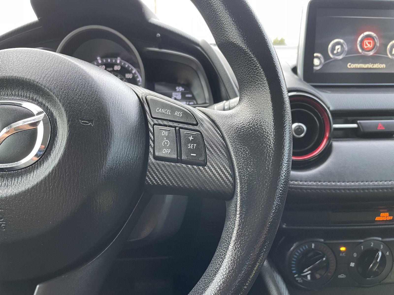 Vehicle photo 14