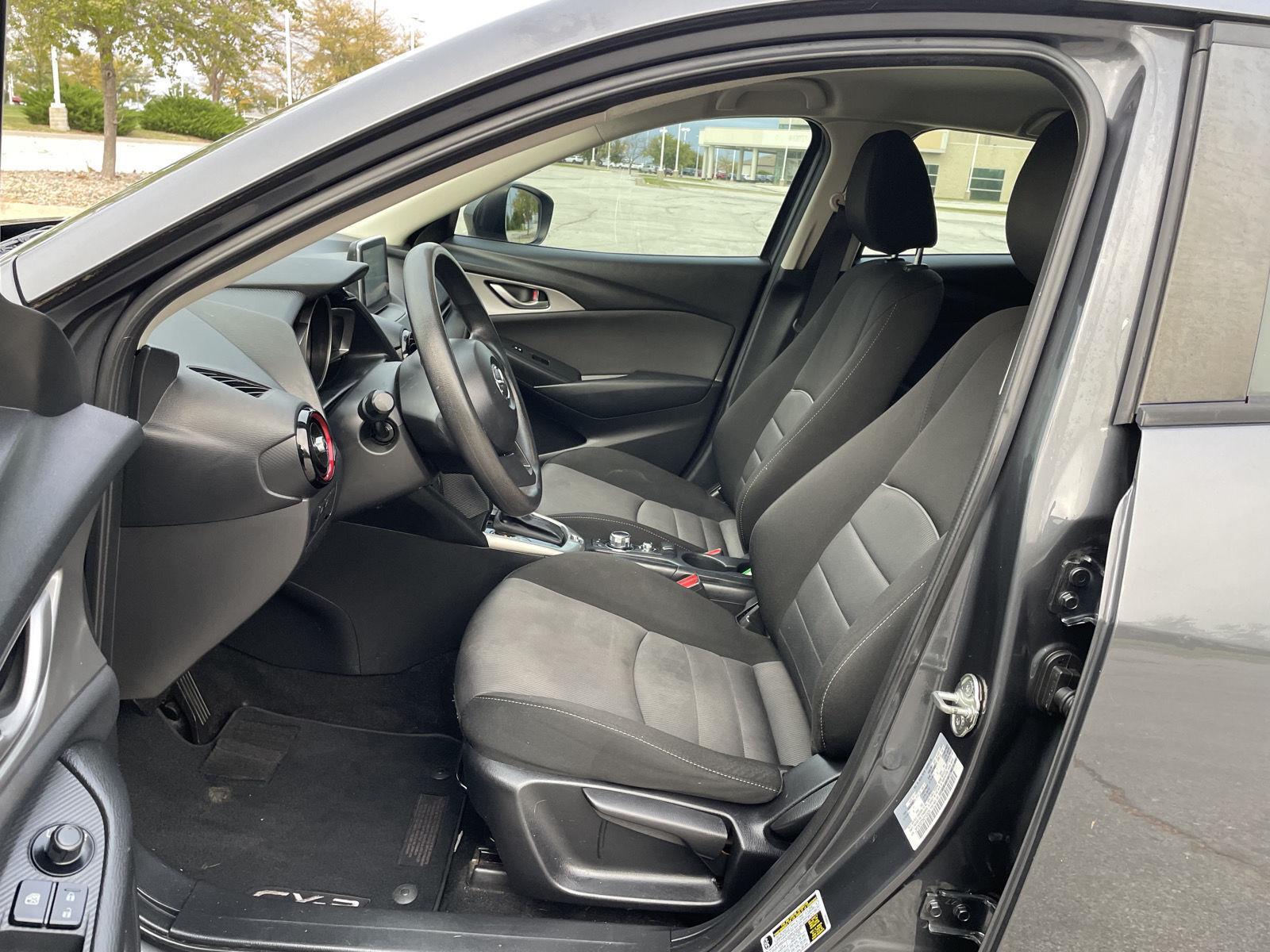 Vehicle photo 17