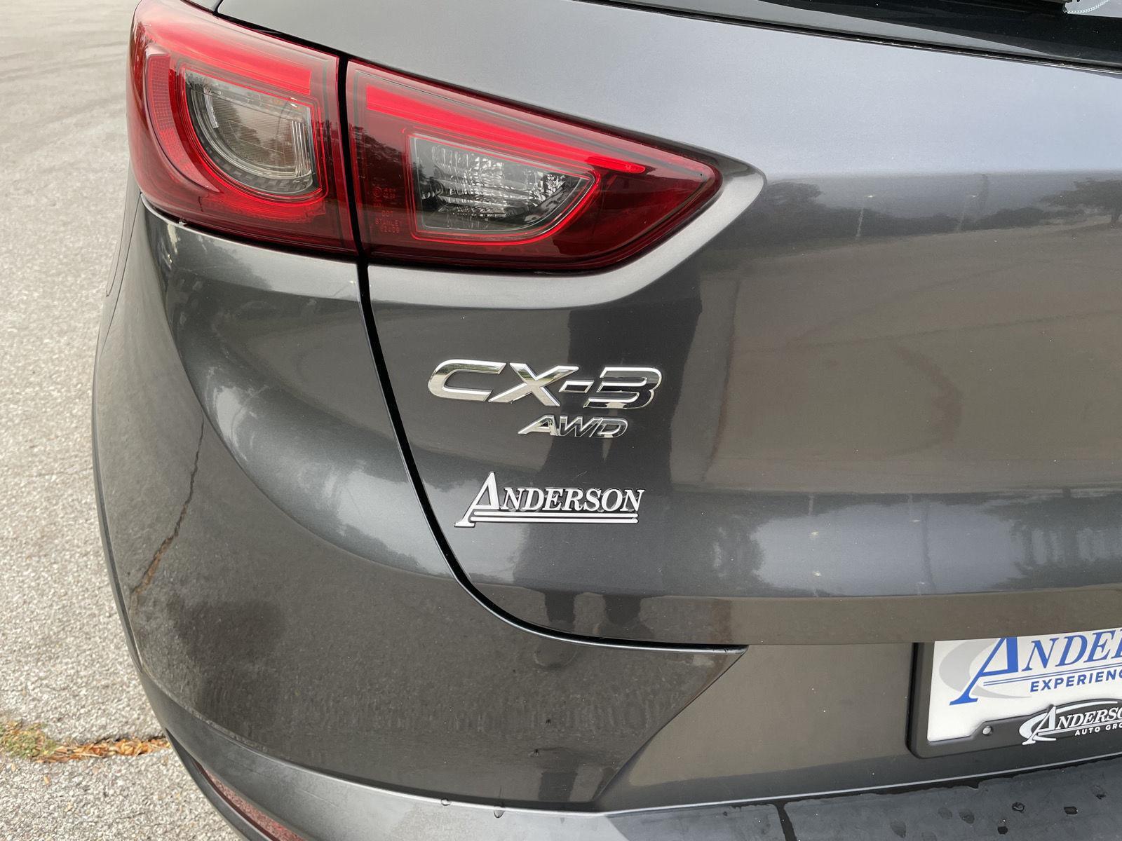 Vehicle photo 34