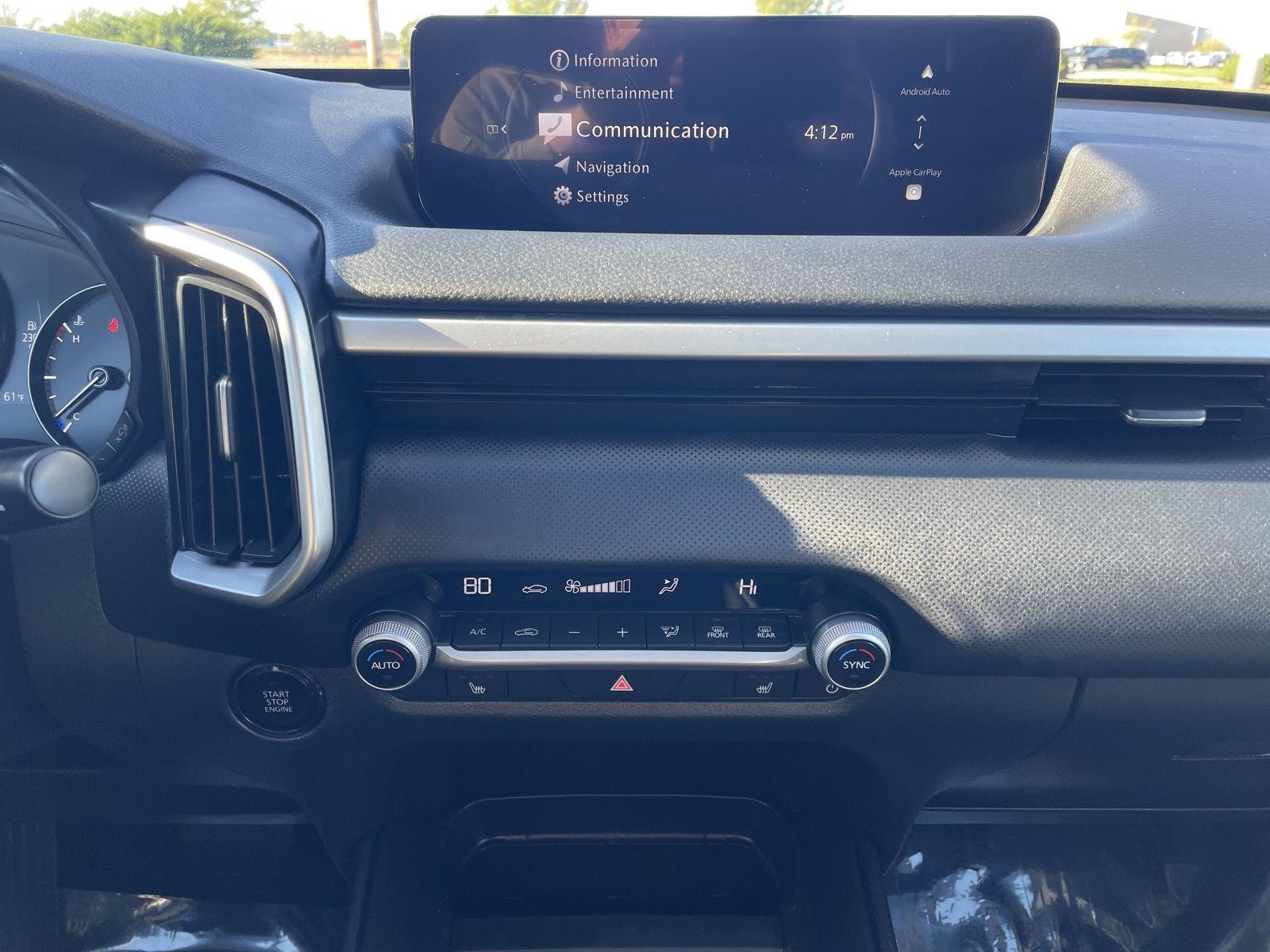 Vehicle photo 22