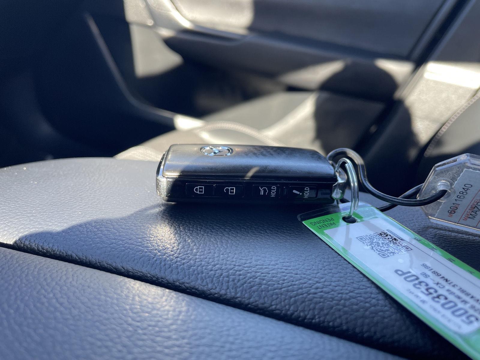 Vehicle photo 37