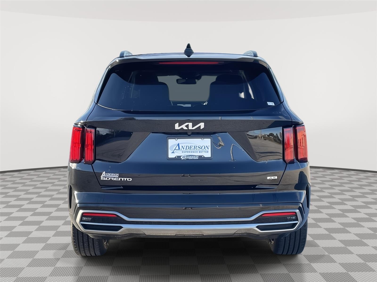 Vehicle photo 8