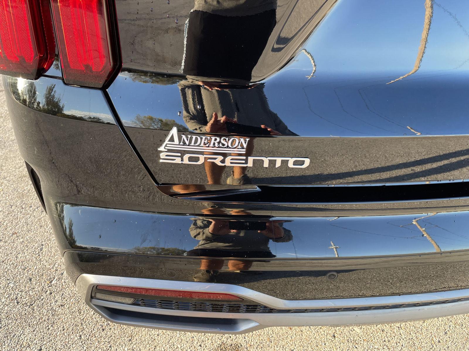 Vehicle photo 37