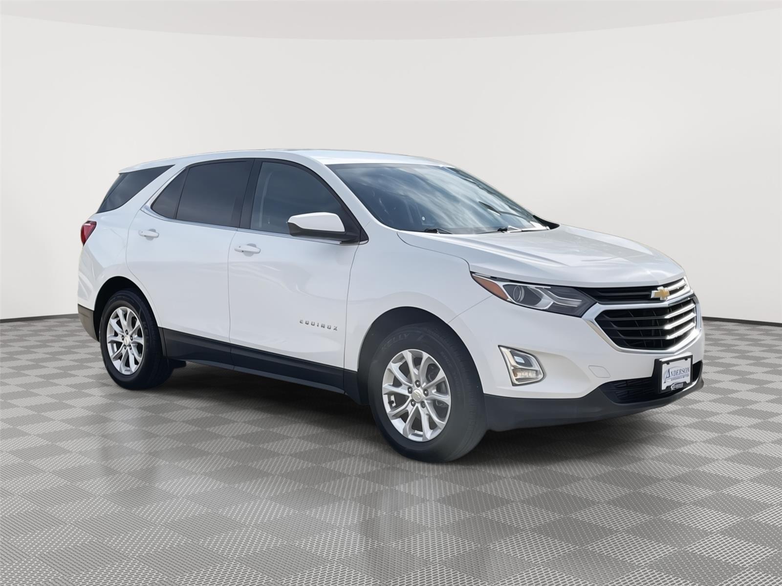 Vehicle photo 5