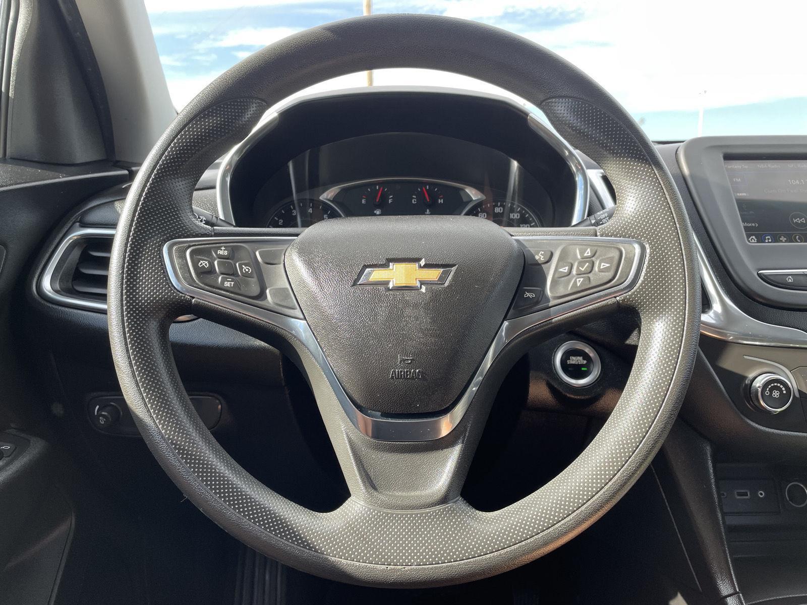 Vehicle photo 12