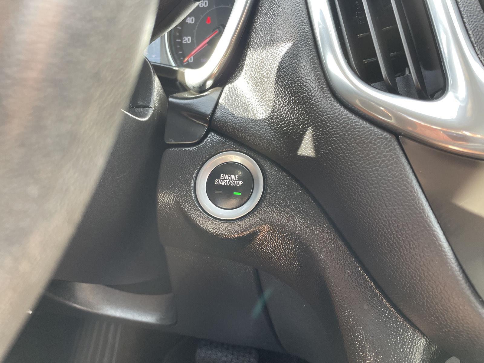 Vehicle photo 23