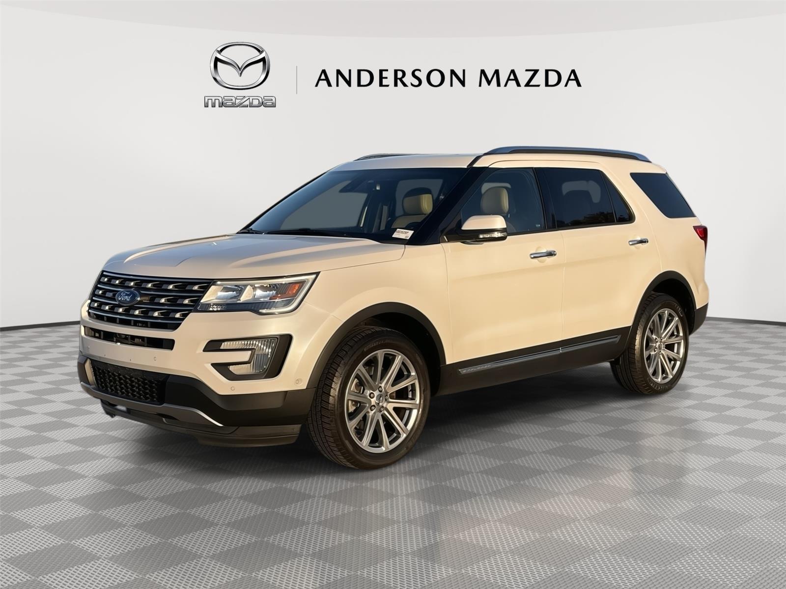 White Platinum Metallic Tri-Coat 2017 Ford Explorer SUV / Crossover All-Wheel Drive 6-Speed Automatic