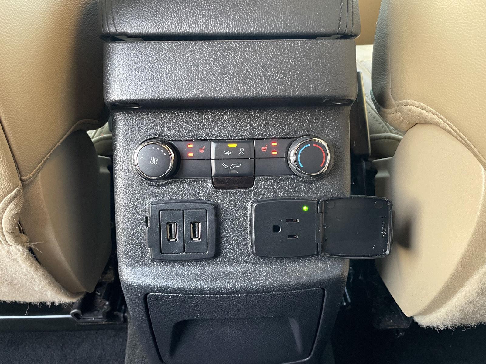 Vehicle photo 20