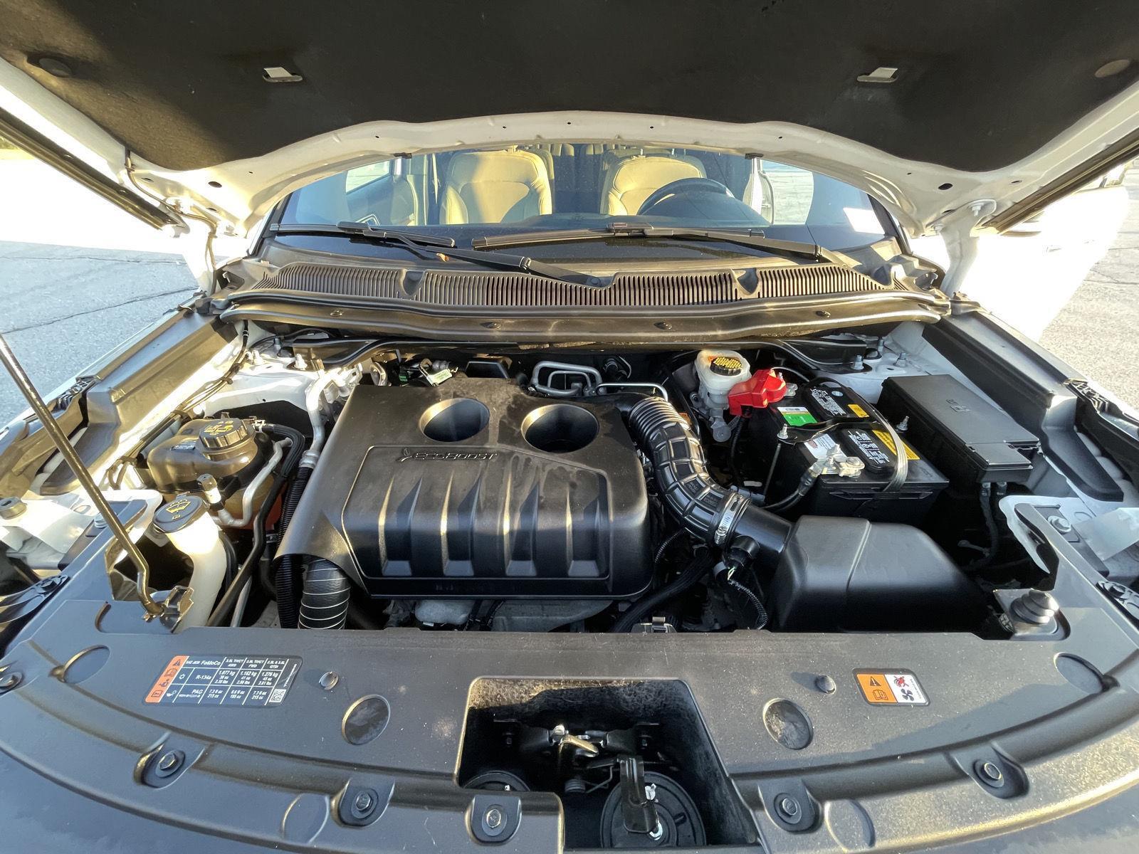 Vehicle photo 37