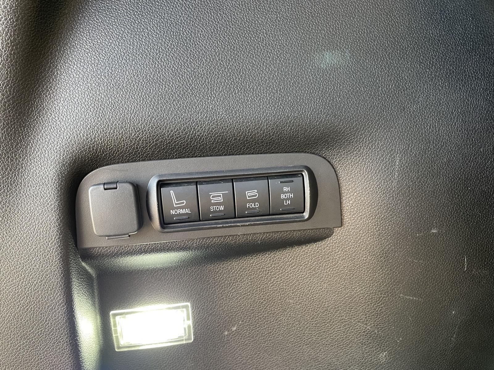 Vehicle photo 39