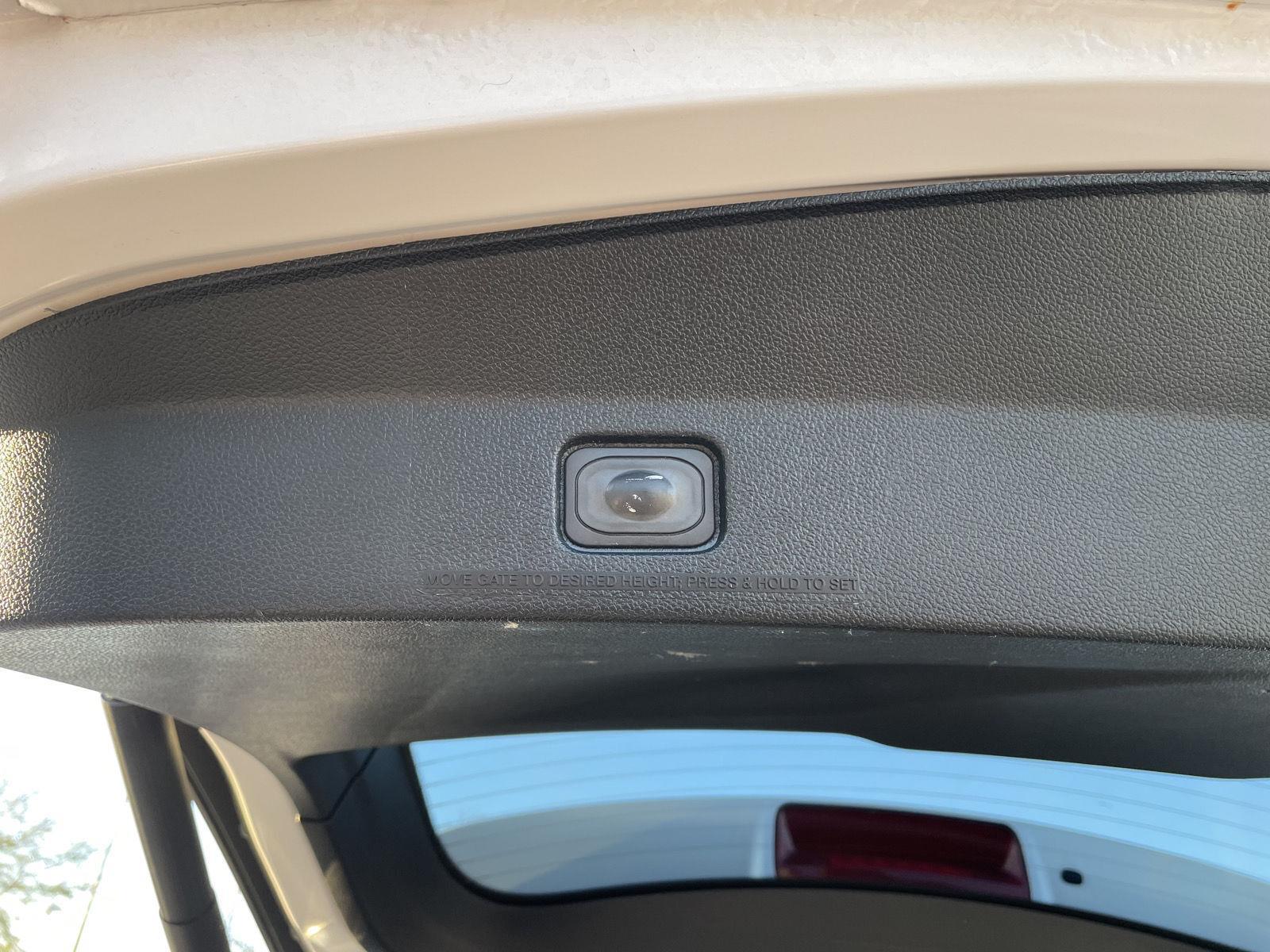 Vehicle photo 41
