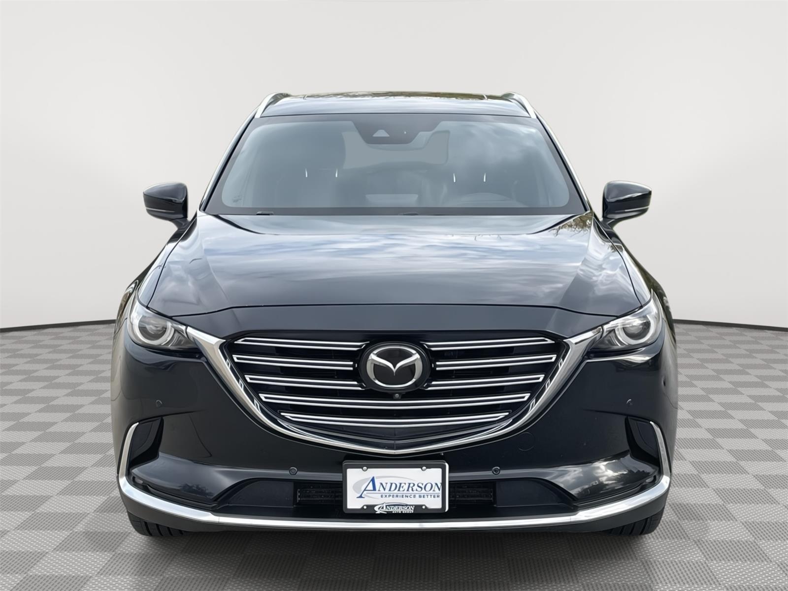 Vehicle photo 4