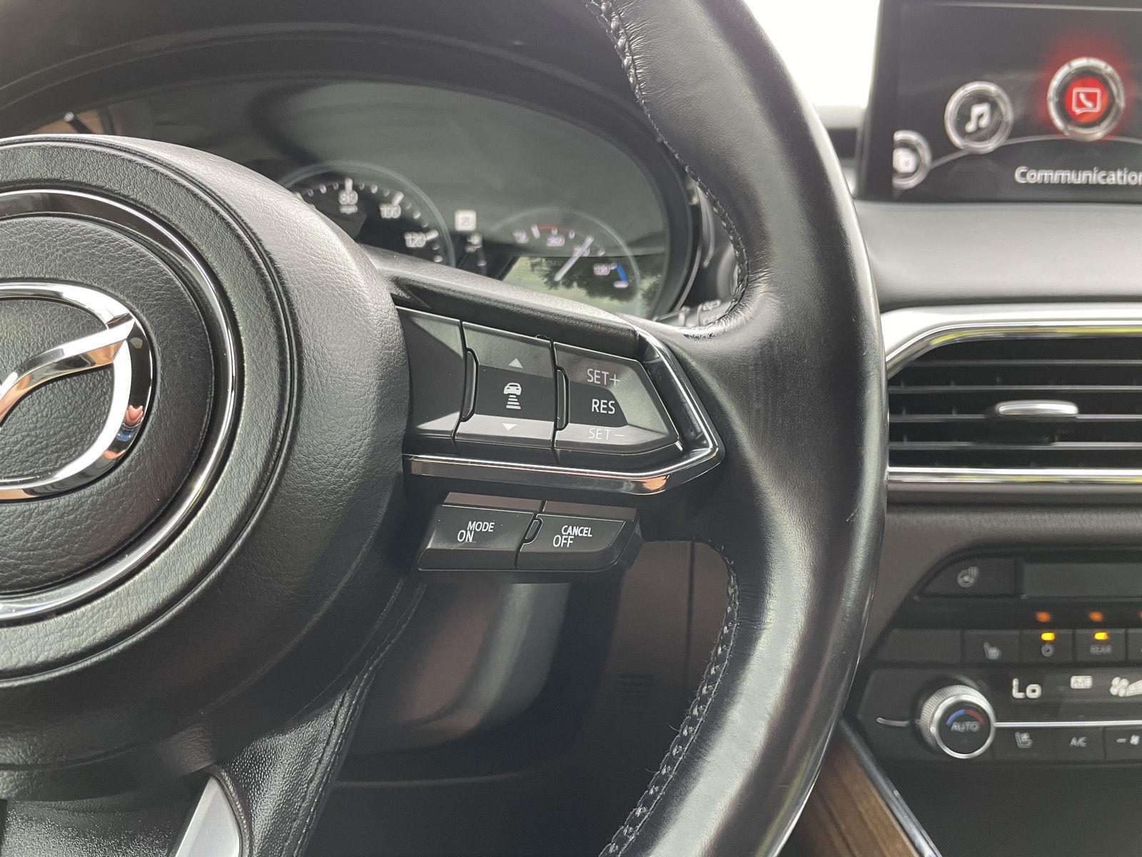 Vehicle photo 14
