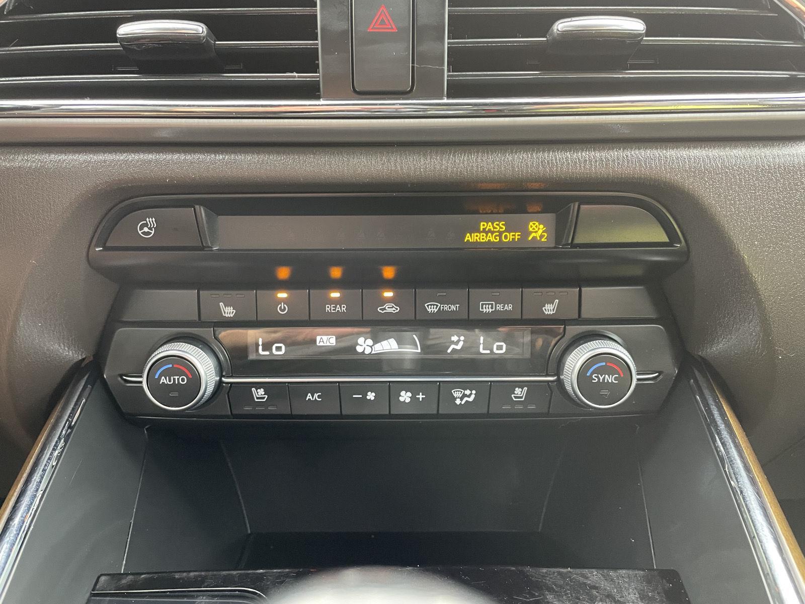Vehicle photo 27