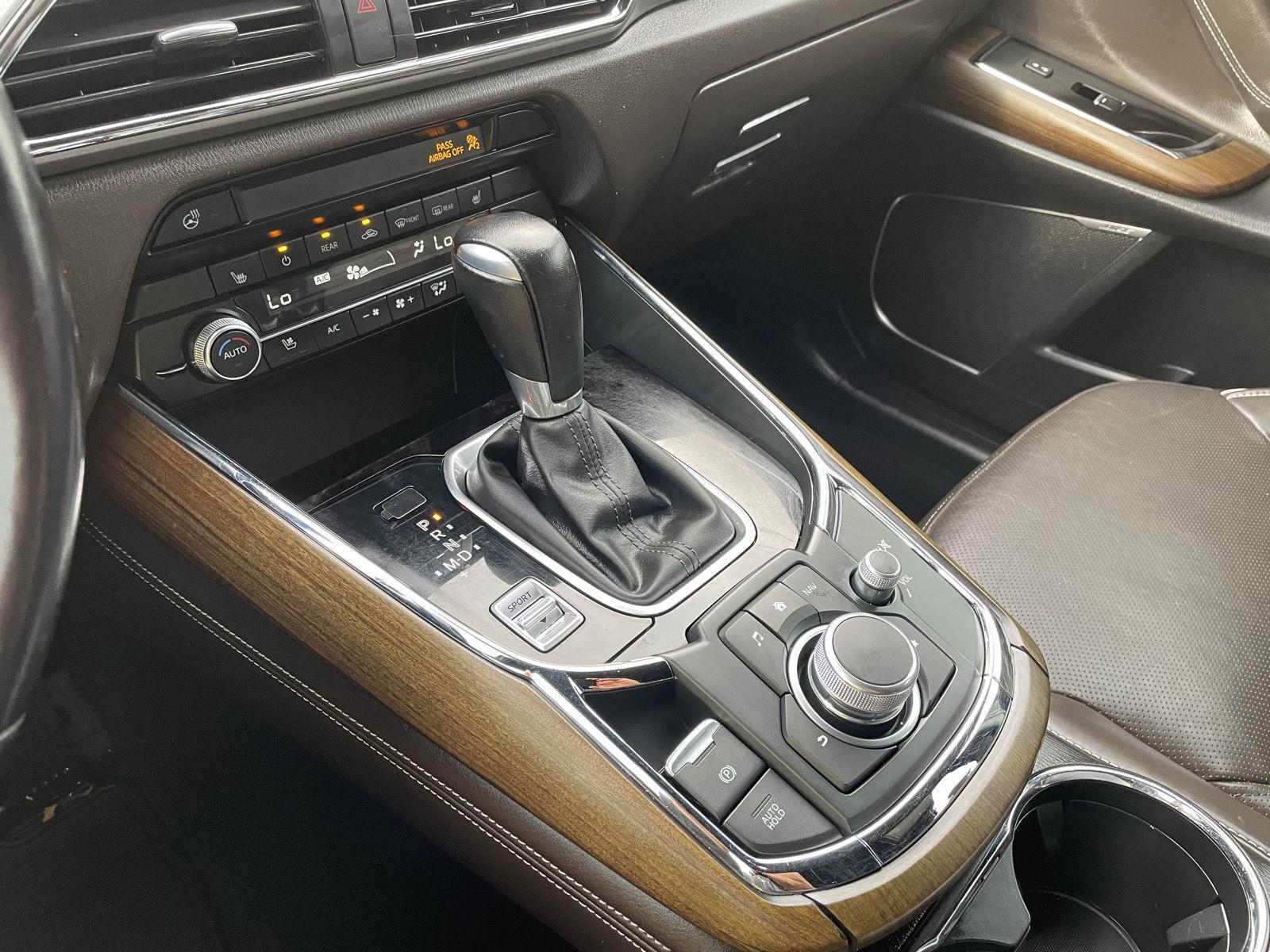 Vehicle photo 32