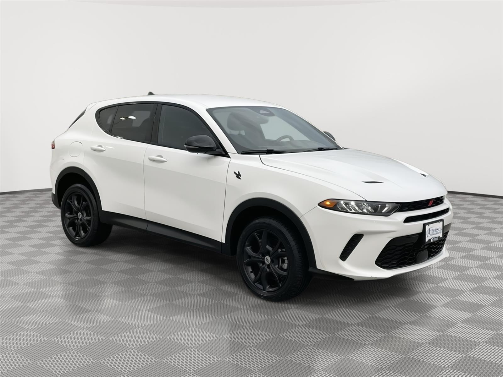 Vehicle photo 5