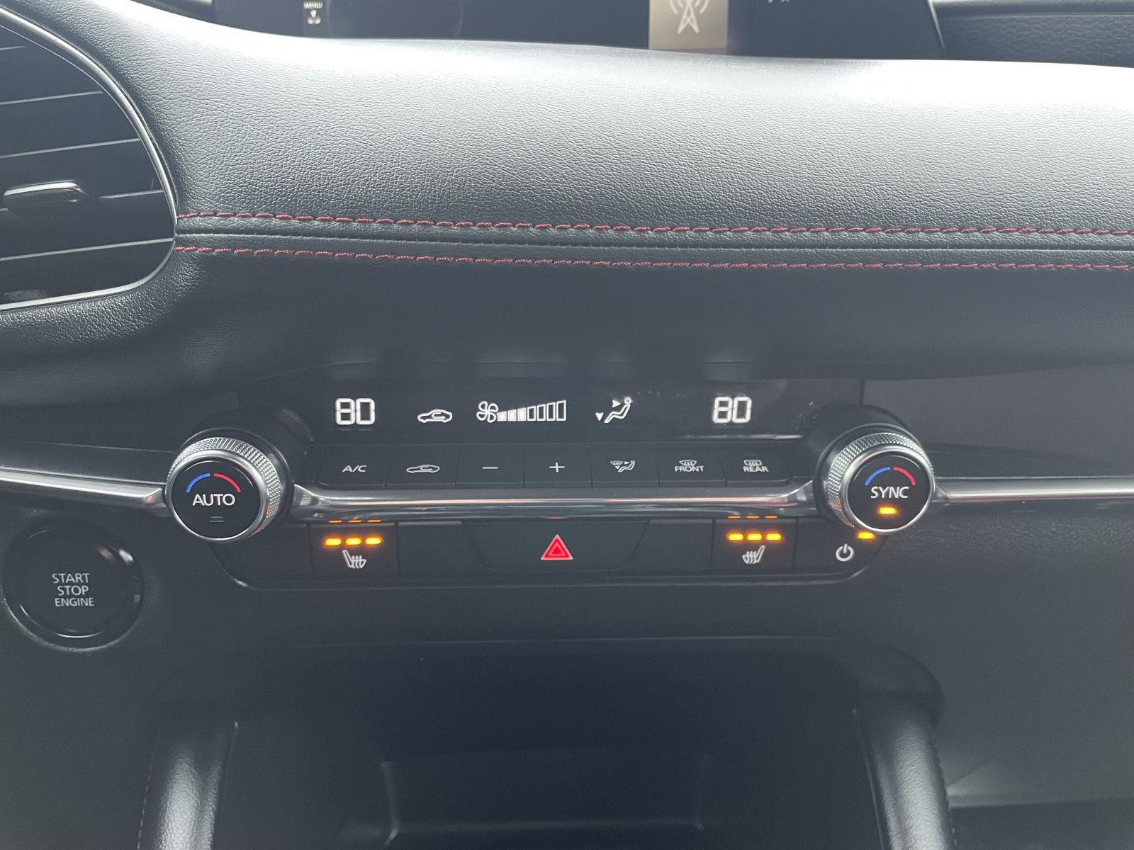 Vehicle photo 27