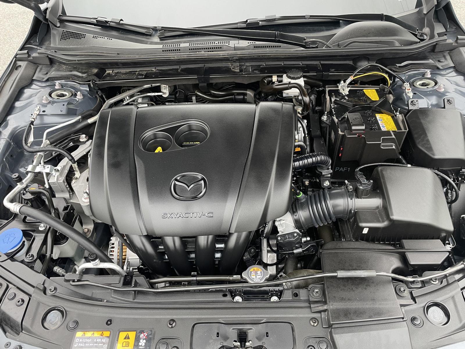 Vehicle photo 34