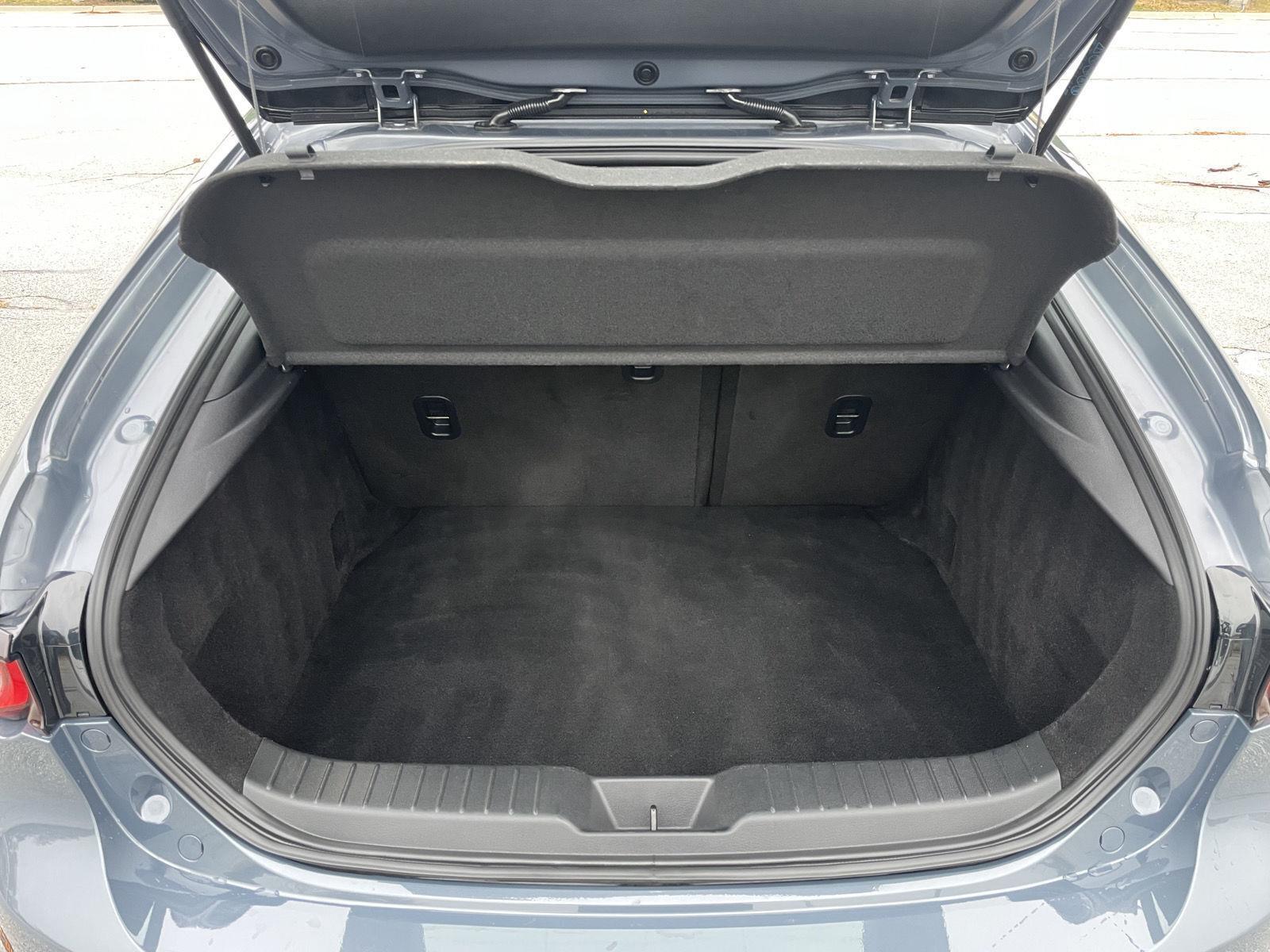Vehicle photo 35
